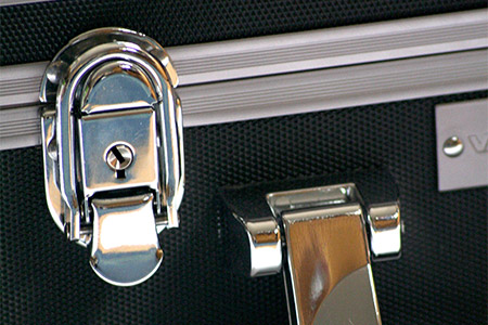 美祢市でスーツケースの開錠